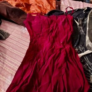 Sweetheart neckline maroon skater swing dress